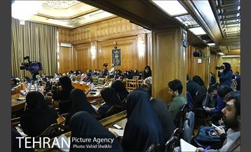 جلسه شورای شهر با حضور شهردار تهران 25