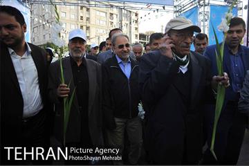 پیاده روی و گردهمایی سالمندان با حضور شهردار تهران 10