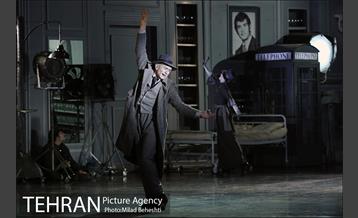 نمایش می سی سی پی نشسته می میرد‎ 15