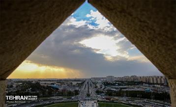 تور عکاسی از مجموعه فرهنگی برج آزادی 35