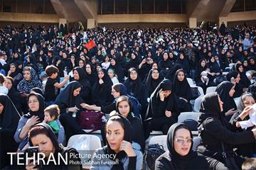 همایش شیرخوارگان حسینی در استادیوم آزادی-1 18