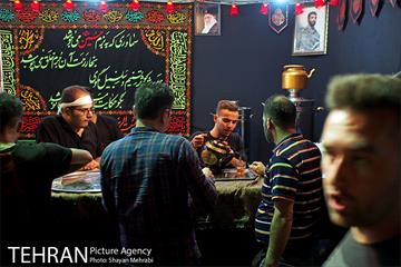 موکب هیئت الرضا(ع) در میدان حسن آباد 10