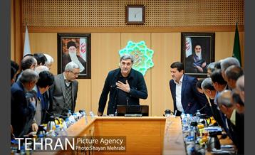 نشست شورای معاونین، مشاورین و شهرداران با حضور پیروز حناچی سرپرست شهرداری تهران 9