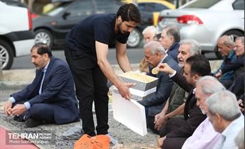 نماز عید فطر در شهرک اکباتان 2