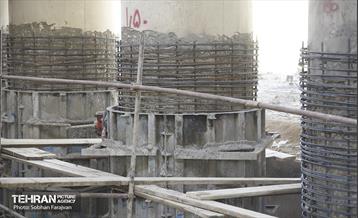 پروژه مقاوم‌سازی پل تقاطع بزرگراه همت و رودخانه کن 12