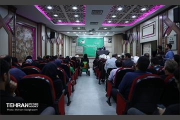 دیدار معاون مالی و اقتصاد شهری شهرداری تهران با نخبگان و فرهیختگان منطقه 19 30