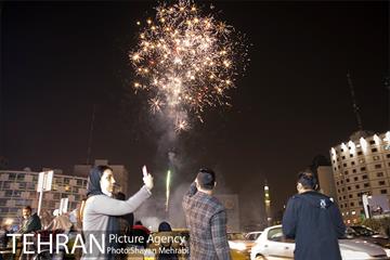 نورافشانی میدان ولیعصر(عج) به مناسبت روز مادر 18