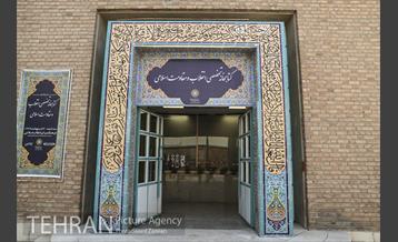 افتتاح کتابخانه تخصصی انقلاب و مقاومت اسلامی 1