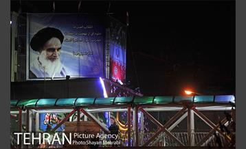 96-11-21 آذین بندی خیابان ها به مناسبت 22 بهمن 13