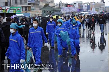 خدمات شهرداری تهران در پایان راهپیمایی یوم الله 22 بهمن 12