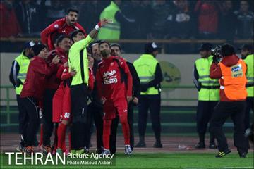 دیدار تیم های فوتبال پرسپولیس و سایپا