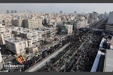 راهپیمایی ۲۲ بهمن در تهران - 3 57