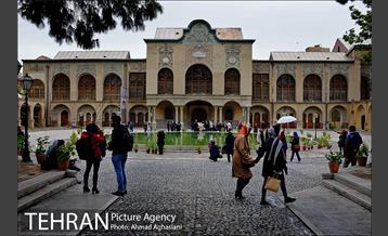 عمارت مسعودیه در میدان بهارستان 14