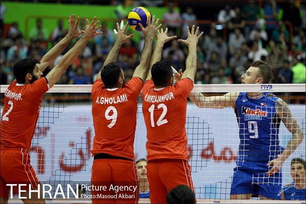 دیدار ایران و ایتالیا در لیگ جهانی والیبال 12