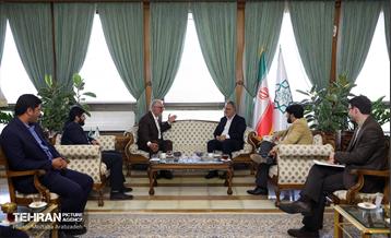 دیدار سفیر ایران در قطر با شهردار تهران