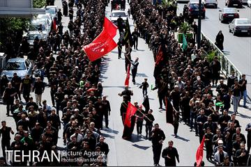 عزاداری عاشورا در میدان شهید طهرانی مقدم 5