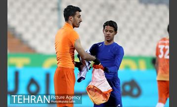 دیدار تیم های فوتبال استقلال و سایپا 24