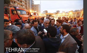 آیین اهدا ماشین آلات تهیه شده توسط شهرداری تهران به مناطق زلزله زده استان کرمانشاه 36