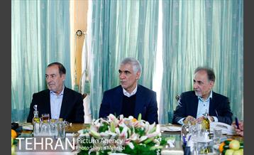 نشست شهرداران تهران پس از انقلاب 28