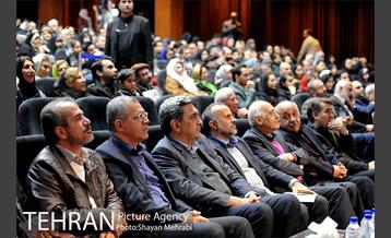 شب موسیقی انقلاب در منطقه گردشگری عباس آباد 8