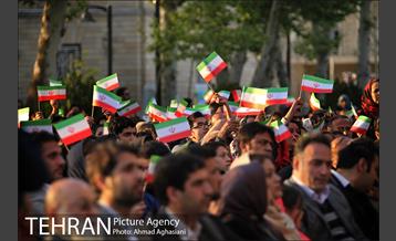 جشن روز جمهوری اسلامی در میدان مشق 11