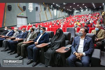آیین اکران فیلم «هناس» با حضور خانواده معظم شهدای هسته ای 8