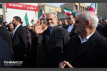 راهپیمایی ۲۲ بهمن در تهران - ۱ 21