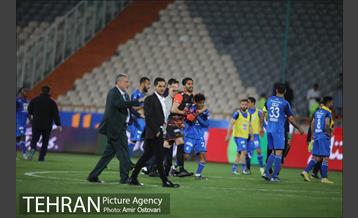 دیدار تیم های استقلال تهران و ماشین سازی تبریز 7