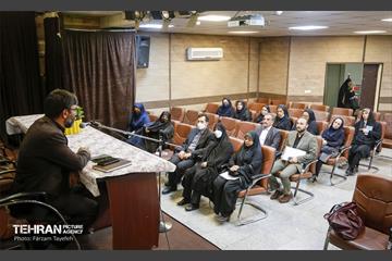 حضور نرگس معدنی پور در منطقه 5