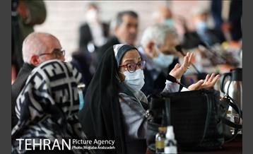 نشست شهردار تهران با مبارزین قبل از انقلاب اسلامی 27