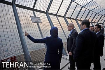 بازدید وزیر فرهنگ و رسانه های جمهوری صربستان از برج میلاد تهران 6