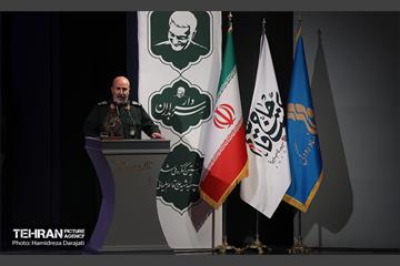 نخستین کنگره ملی شعر شهید حاج قاسم سلیمانی  14