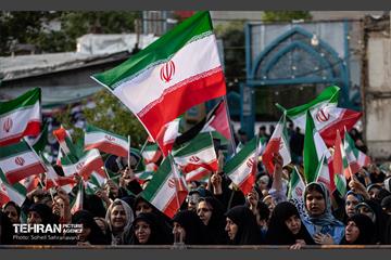 حضور رئیس جمهور در جمع مردم جنوب غرب تهران 25