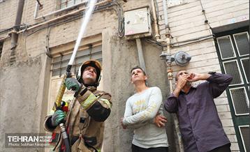 آتش‌سوزی انبار لوازم موتورسیکلت 38