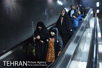 خدمت رسانی مترو در راهپیمایی 22 بهمن 11