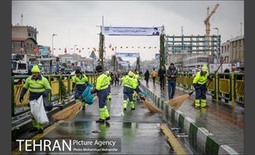 خدمات شهرداری تهران در پایان راهپیمایی ۲۲ بهمن  4