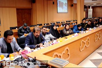 نشست صمیمانه رئیس مرکز ارتباطات شهرداری تهران با اصحاب رسانه 25