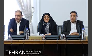 دیدار دکتر نجفی و اعضای شورای شهر تهران با رئیس جمهور 14