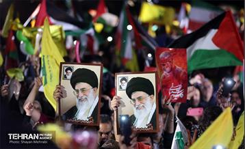 شادی مردم تهران پس از حمله موشکی ایران 27