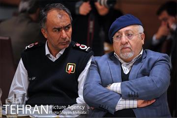 تجلیل از خانواده شهدای آتش‌نشان حادثه پلاسکو با حضور شهردار تهران 37