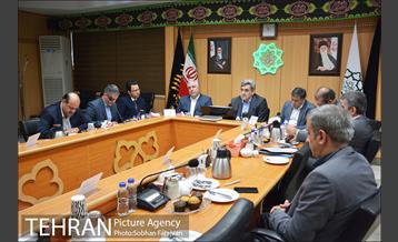 نشست شهردار تهران با اساتید حوزه معماری و شهرسازی  14