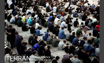 احیای شب نوزدهم ماه مبارک رمضان در حرم امام خمینی(ره) 4