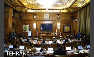 جلسه شورای شهر با حضور شهردار تهران 16