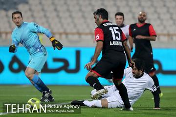 دیدار تیم‌های فوتبال منتخب ۹۸ و منتخب سرخابی  27