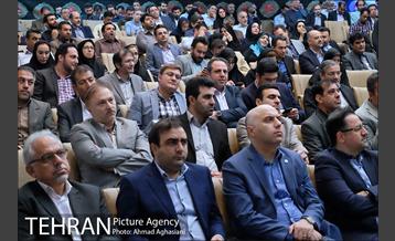 رونمایی از سرویس های هوشمند شهرسازی در «تهران من» 13