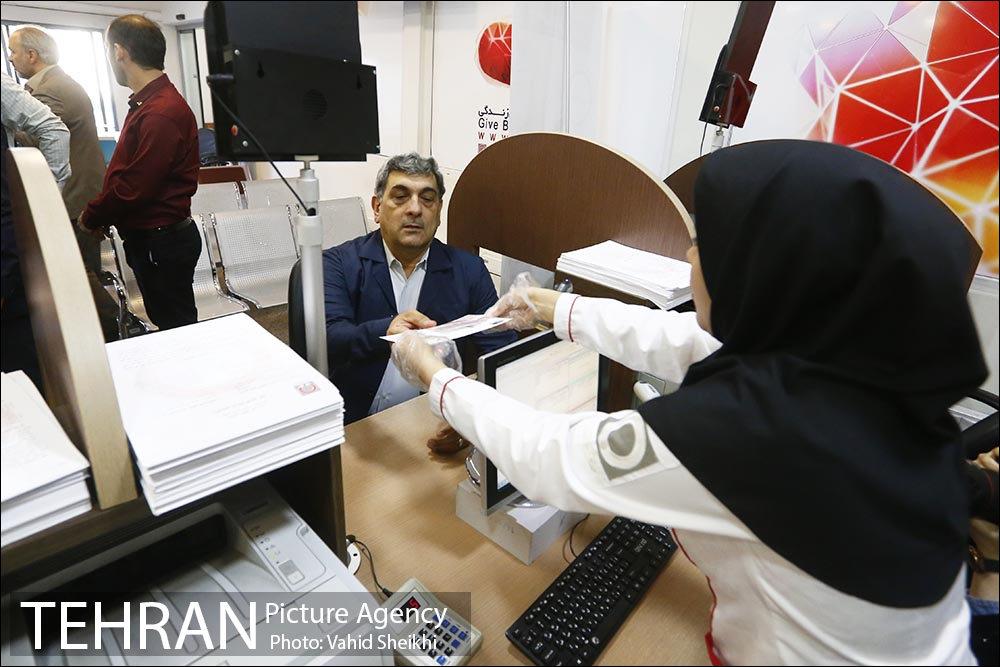 بازدید شهردار تهران  از اداره کل انتقال خون استان تهران 5