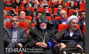 نشست شهردار تهران با رهبران ادیان توحیدی و جمعی از چهره های برجسته اقلیت دینی‎ 16