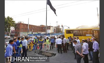 فرونشست زمین در خیابان 17شهریور 12