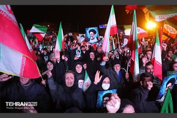 اجتماع مردم در هفتمین روز شهادت رهبر انقلاب اسلامی 20