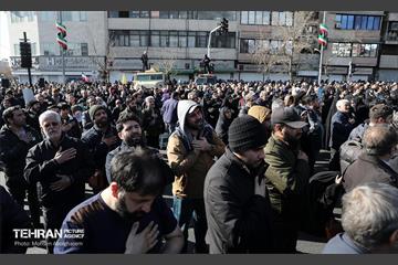 اجتماع مردم تهران در پی شهادت رهبر انقلاب - 2 53